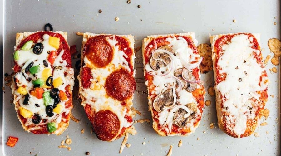 Pizza Toasts