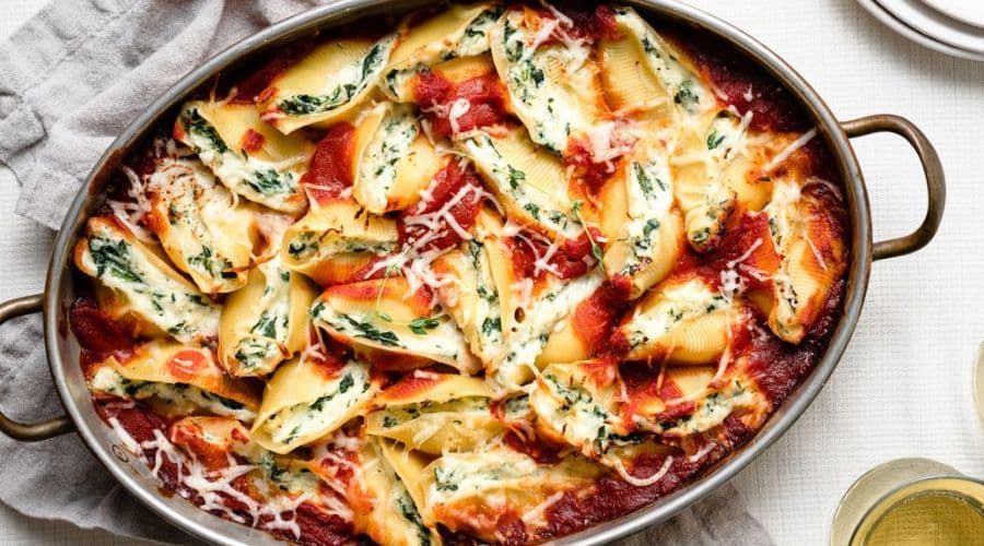 spinach and ricotta stuffed shells